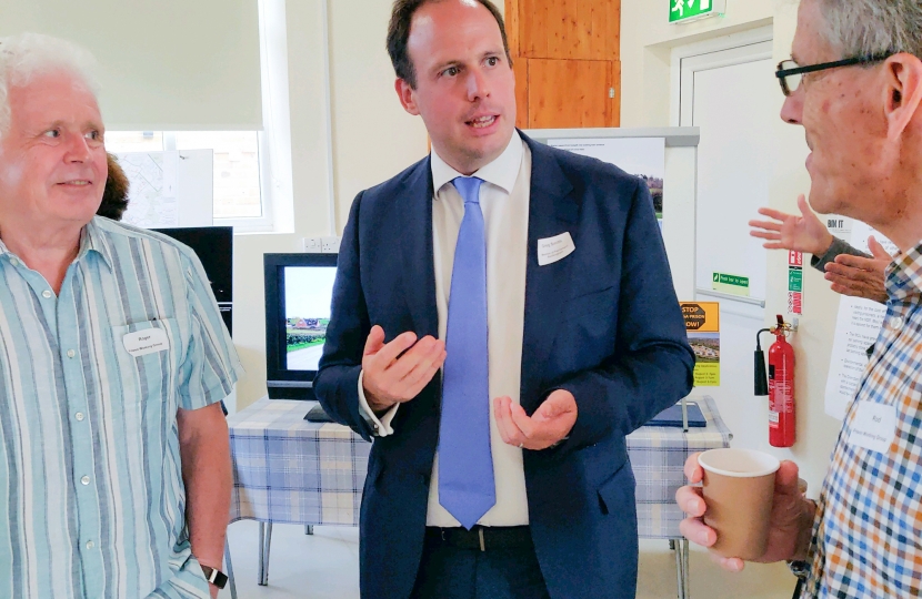 Greg chats to Rod Baker and Roger Behagg at the Edgcott exhibition.