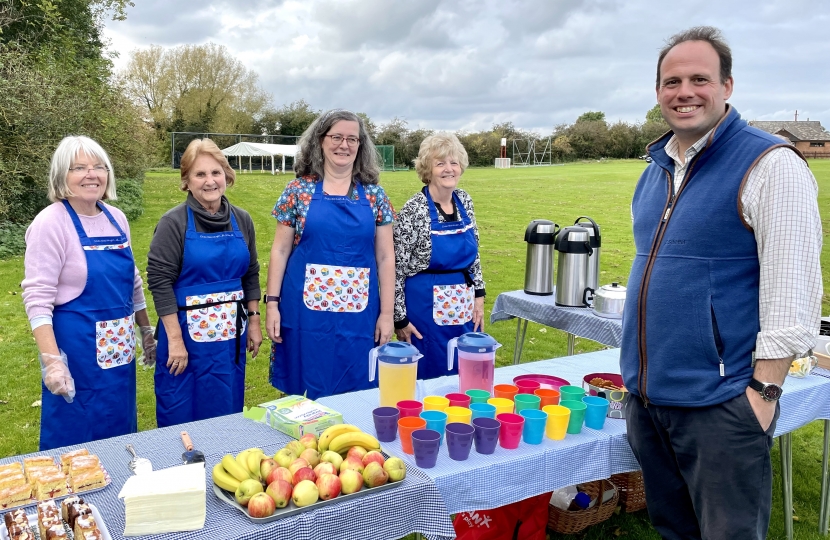 Greg Smith MP with members of Thornborough and Thornton WI.