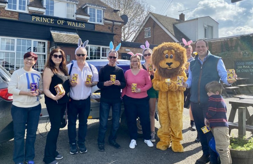 Greg helps deliver Easter Eggs to Steeple Claydon children