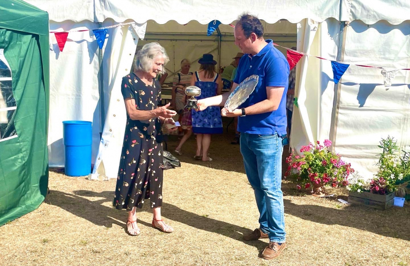 Greg presents trophies at Monks Risborough Horticultural Society Annual Show