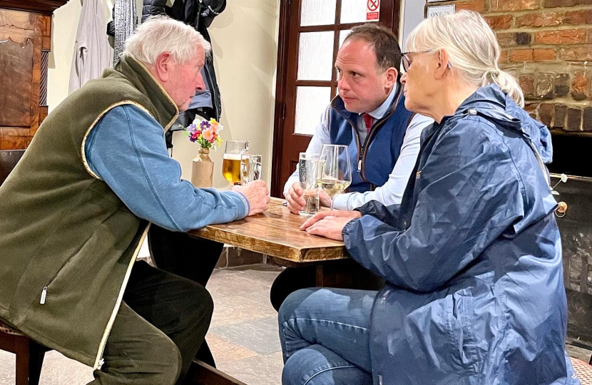 Greg holds "Pint of View" surgery in Twyford