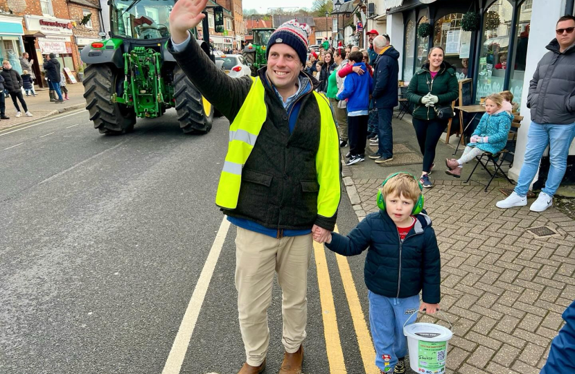 Princes Risborough Young Farmers' Christmas Tractor Run 2024