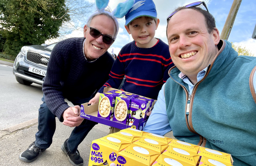 Greg helps deliver Easter Eggs to Steeple Claydon children