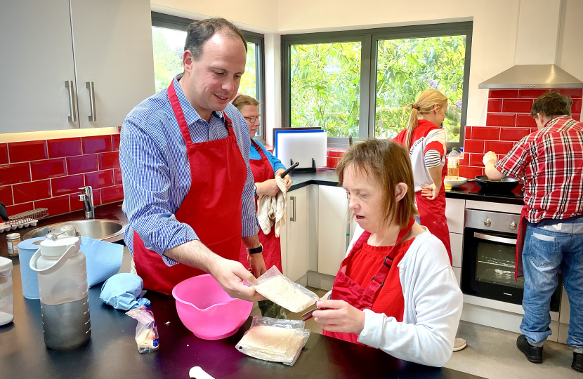 Greg sees Princes Centre cooking skills class first hand