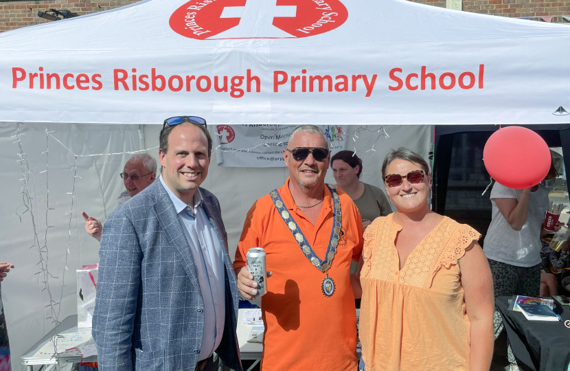 Greg supporting Princes Risborough Primary School at the Princes Risborough Summer Festival.