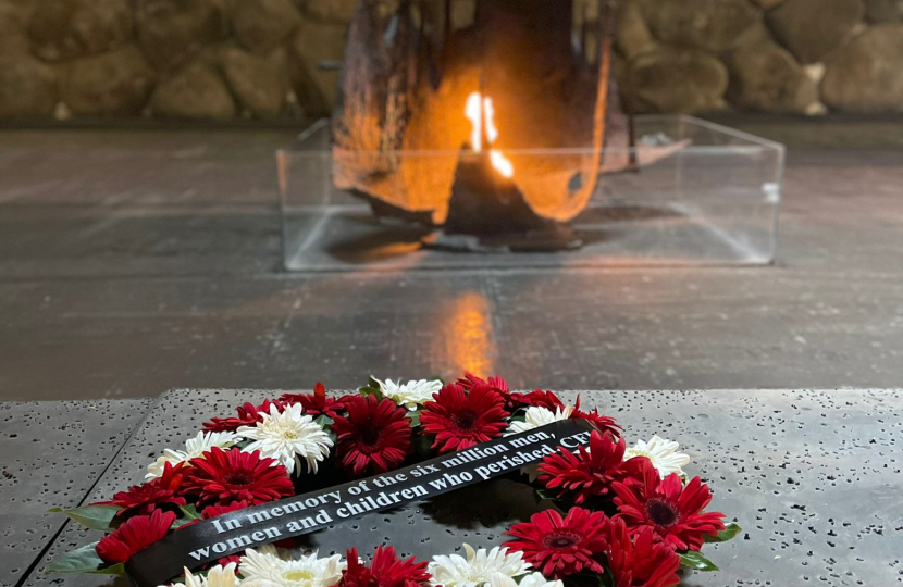 The delegation's wreath at Yad Vashem.