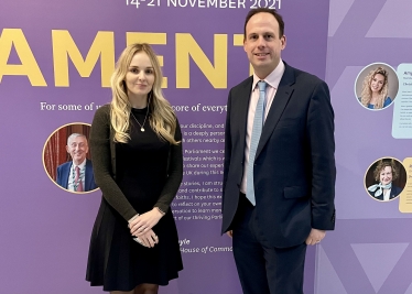 Greg Smith MP with Lissie Harper in Parliament.