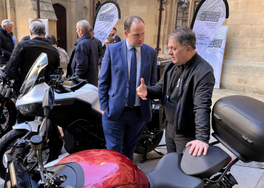 Greg hosts MCIA and National Motorcycle Council in Parliament to discuss transition to net zero