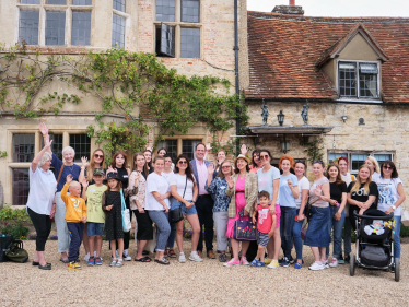 Greg meets Ukranian families living in the constituency