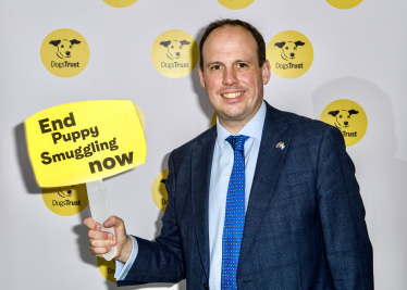 Greg Smith MP supports leading dog welfare charity Dogs Trust’s plea to end cruel puppy smuggling trade