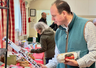 Visit to Christmas Food and Gift Market in Lee Common