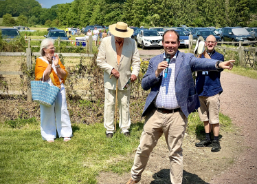 Greg formally opens Nether Winchendon Fete 2023