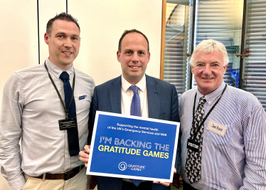 Greg welcomes Gratitude Games team to Parliament