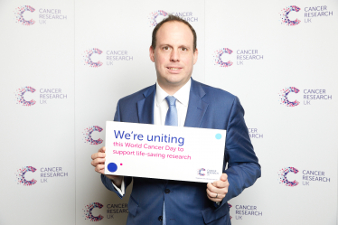 Greg Smith MP unites with Cancer Research UK for World Cancer Day